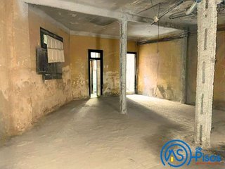 Local comercial en alquiler en La Magdalena en Zaragoza