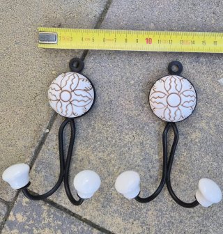 Coppia attaccapanni ceramica e metallo