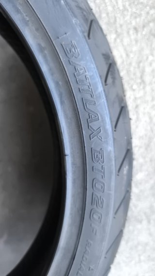 NEUMÁTICO BRIDGESTONE 120/70ZR17 BATTLAX020
