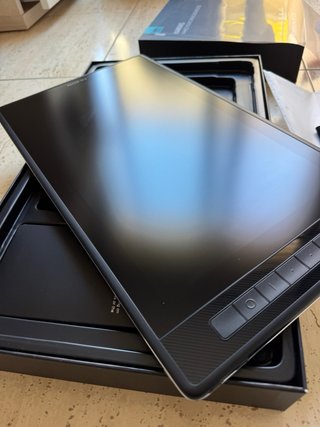 Huion Kamvas Pro 16 (2.5K)