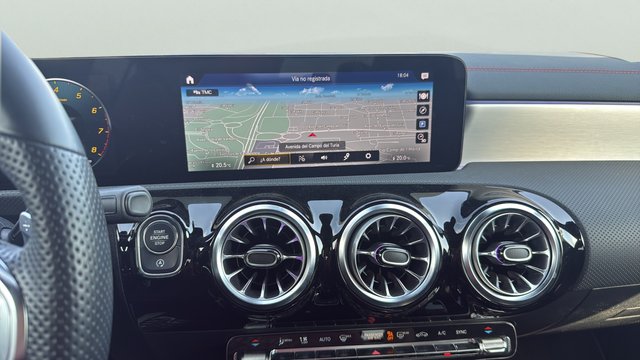 Mercedes-Benz CLA 180 100 kW (136 CV)