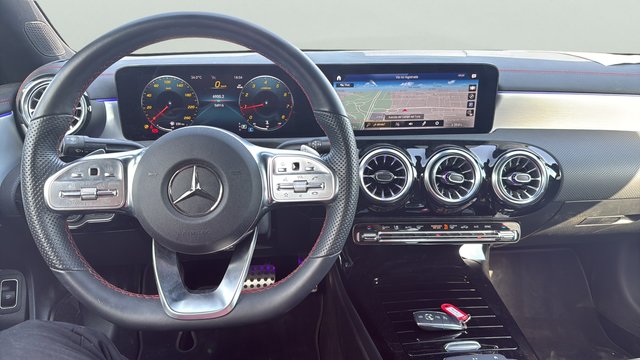 Mercedes-Benz CLA 180 100 kW (136 CV)