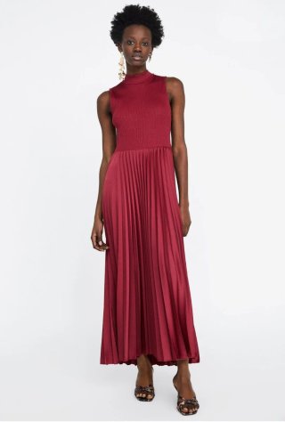 Vestido plisado rojo Zara