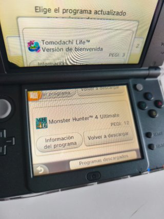 New 3DS XL Monster Hunter 4 Ultimate edition
