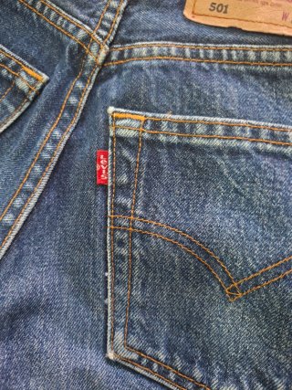Pantalon corto levis
