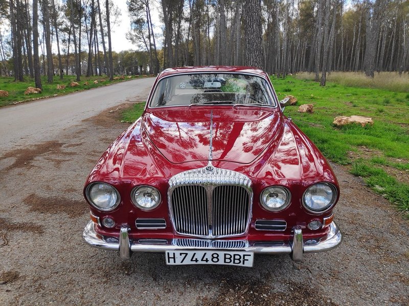 Daimler Sovereign 420 4.2 1969 | Jaguar Herita - foto 1