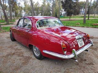 Daimler Sovereign 420 4.2 1969 | Jaguar Herita