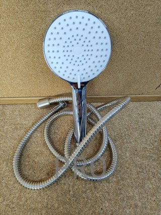 Testa doccia con maniglia da 1,6 m
