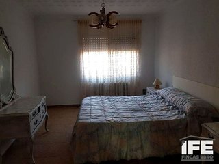 Chalet en venta en Alagón