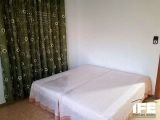 Chalet en venta en Alagón