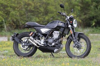 Rieju Century 125 Negra