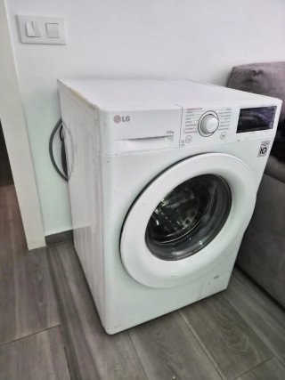 Lavadora LG 10,5kg Carga Frontal