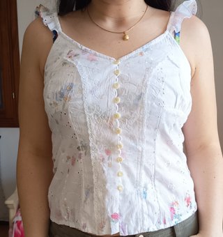 Camicetta floreale bianca