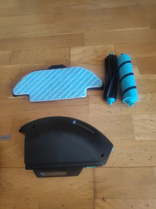 Robot Conga 4690 Ultra.SEMINUEVO,Pack Completo