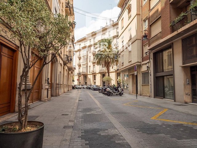 Local comercial en venta en La Xerea en Valencia - Imagen 2