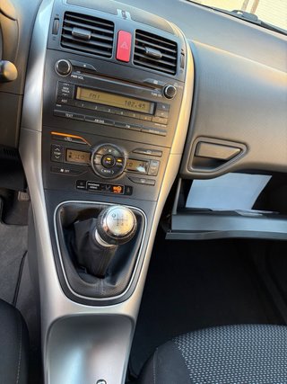 Toyota Auris 2010