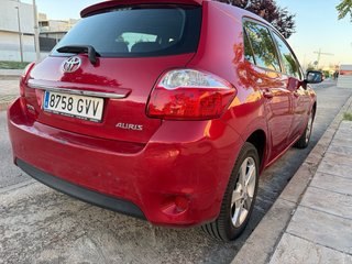 Toyota Auris 2010