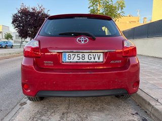 Toyota Auris 2010
