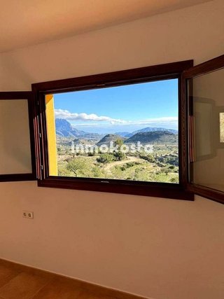Chalet en venta en Relleu