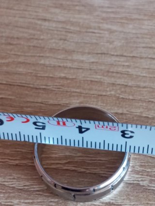 Anillo de acero plateado