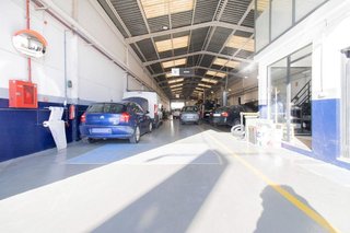 Nave industrial en venta en Avda. de Abril. - 9 de octubre en Sagunto