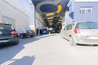 Nave industrial en venta en Avda. de Abril. - 9 de octubre en Sagunto