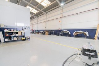 Nave industrial en venta en Avda. de Abril. - 9 de octubre en Sagunto