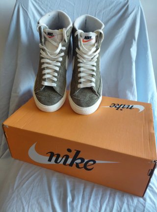 Scarpe Nike Blazer Mid Verde Camoscio