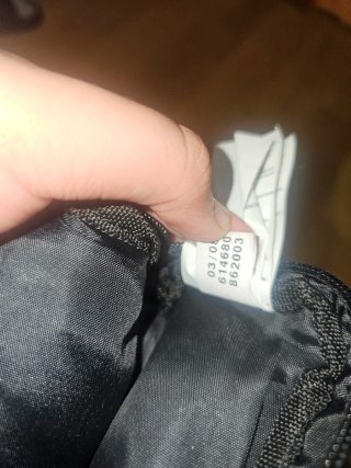 Cartera colgante Adidas negra