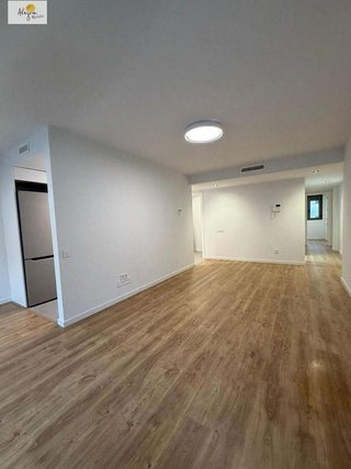 Piso en alquiler en Fonteta de Sant Lluís en Valencia - Imagen 24