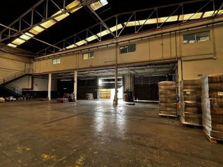 Nave industrial en alquiler en Parets del Vallès