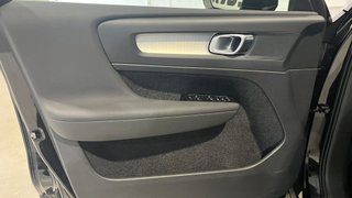 Volvo XC40 1.5 T4 RECHARGE INSCRIPTION HIB-E. 2021