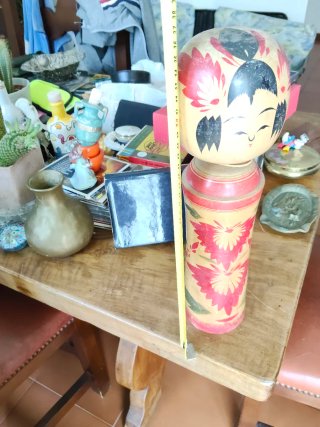 Bambola Kokeshi Giapponese Tradizionale