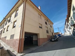 Garaje en venta en Esquivias