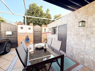 Casa adosada en venta en Colores - Entreparques en Sevilla