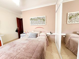 Casa adosada en venta en Colores - Entreparques en Sevilla
