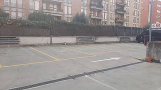 Garaje en alquiler en Eixample Nord – La Devesa en Girona