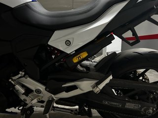 BMW F900R Azul
