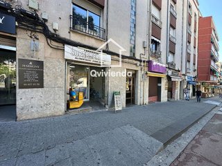 Local comercial en venta en Plaça Catalunya - Escola Industrial en Terrassa