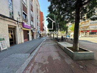 Local comercial en venta en Plaça Catalunya - Escola Industrial en Terrassa