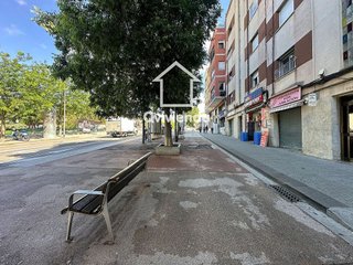 Local comercial en venta en Plaça Catalunya - Escola Industrial en Terrassa