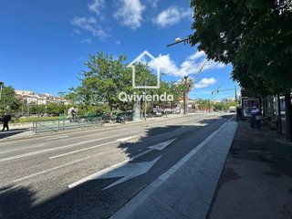 Local comercial en venta en Plaça Catalunya - Escola Industrial en Terrassa