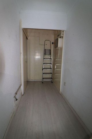 Local comercial en venta en Gavarra en Cornellà de Llobregat