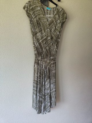 Vestido Midi Bohemio Verde y Beige Talla M