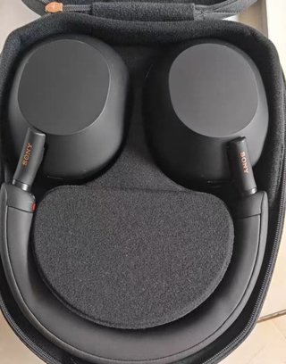 Sony WH-1000XM5 Negros Accesorios
