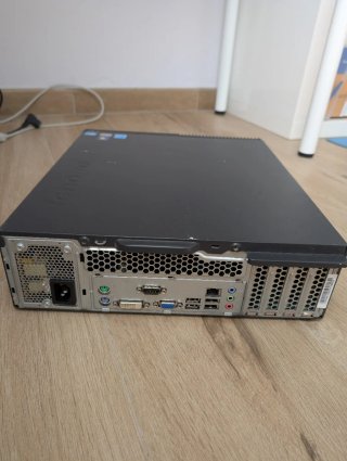 Ordenador sobremesa Lenovo i3