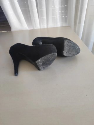 Zapatos de tacón negros