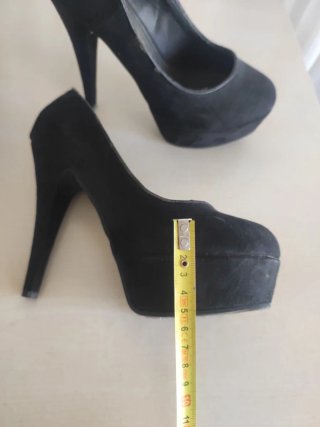 Zapatos de tacón negros