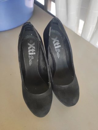 Zapatos de tacón negros