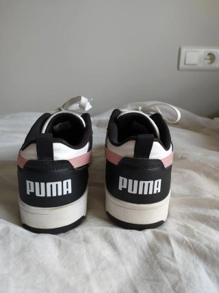 Puma Rebound v6 Low Negro/Rosa Talla 40